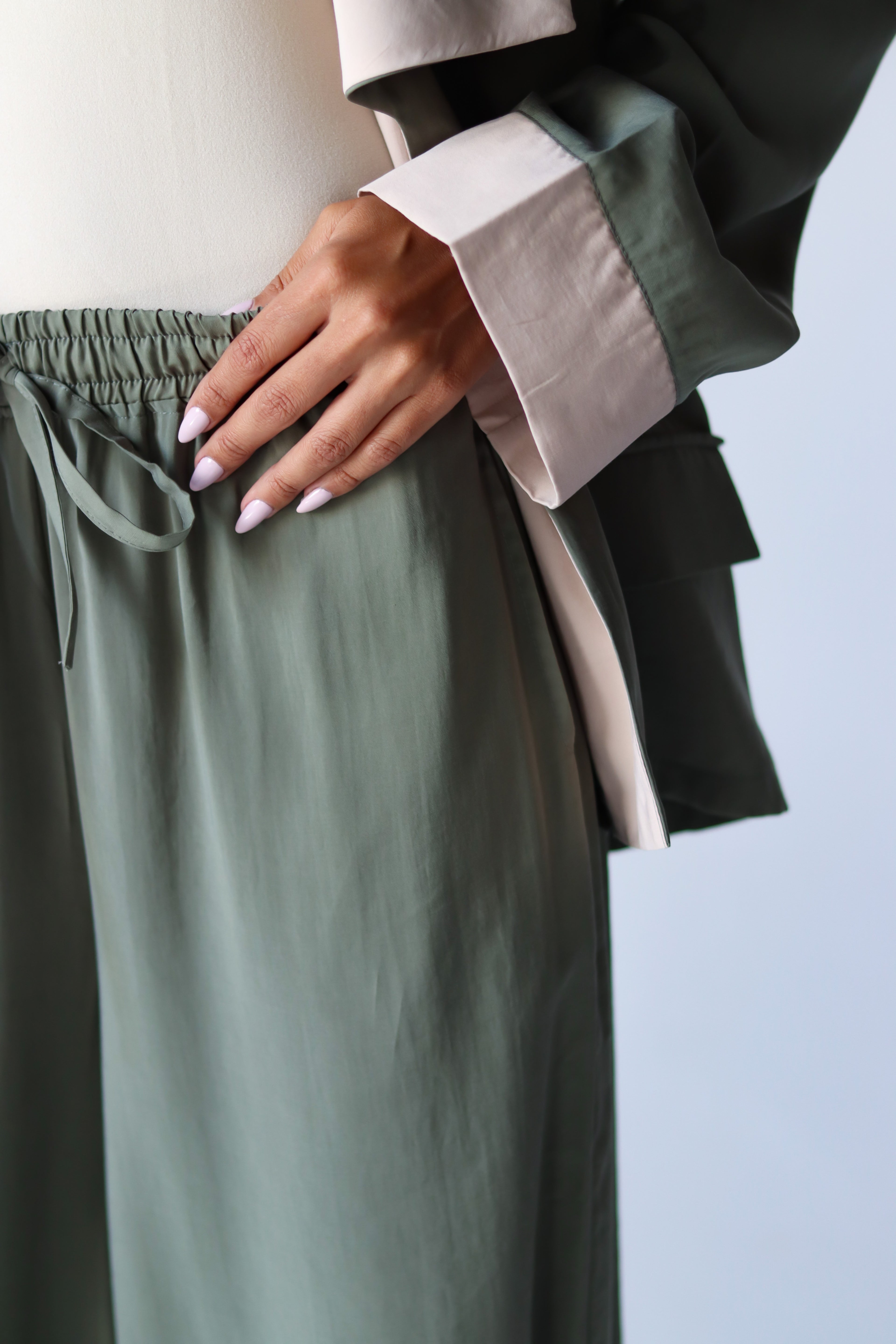 Two Toned Set in Olive